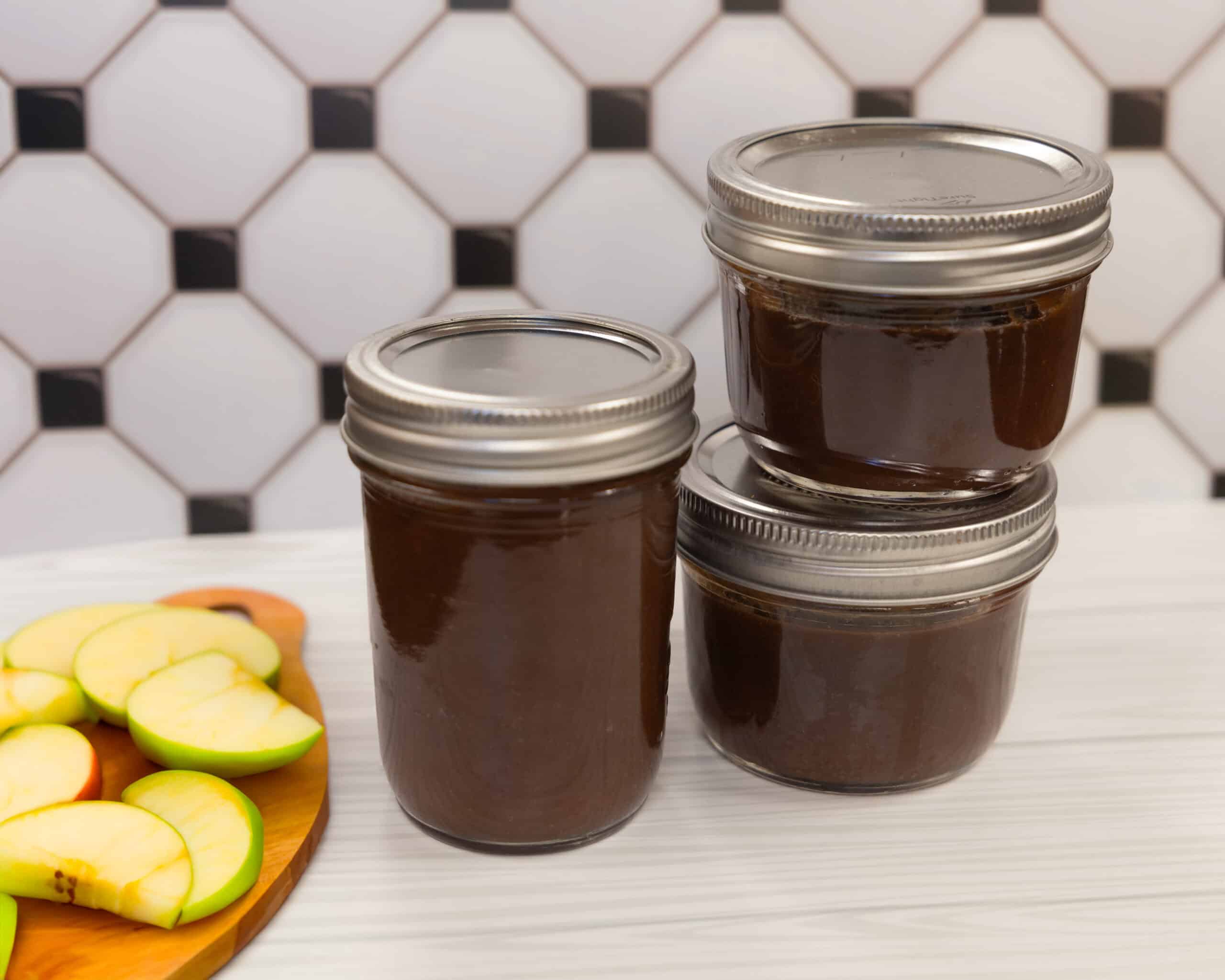 Read more about the article Canned Apple Butter