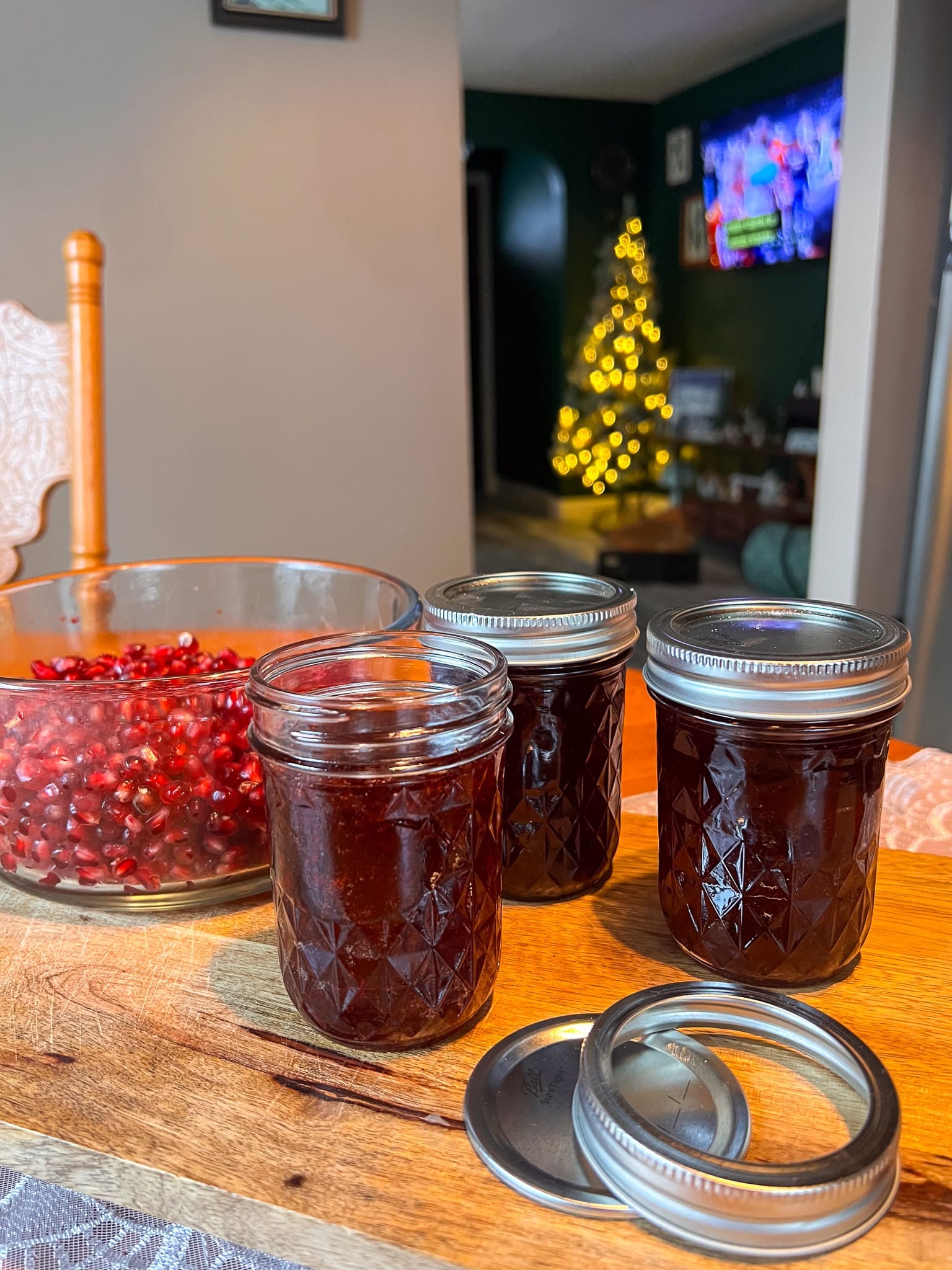 Read more about the article Small Batch Canned Pomegranate Jam